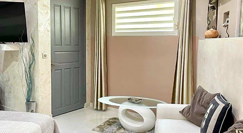 Residence Adam and Eve