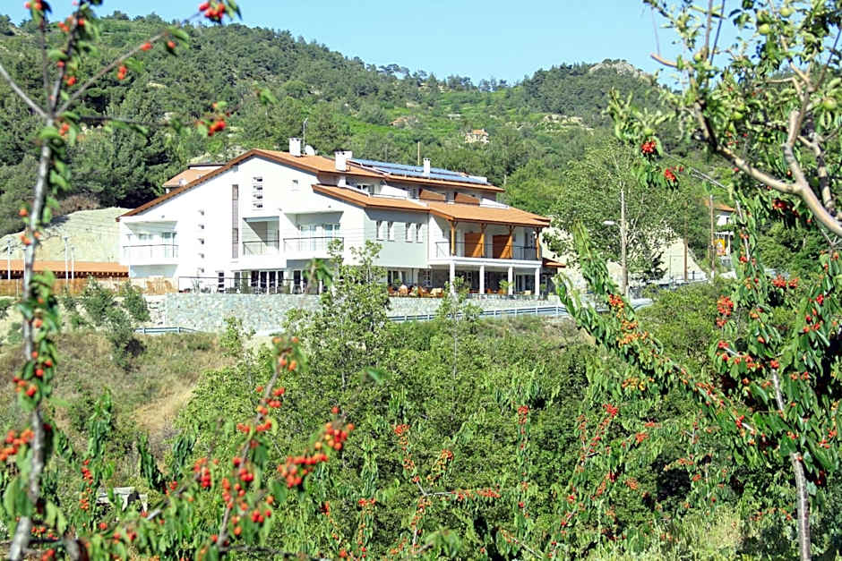 Livadia Hotel Kyperounta
