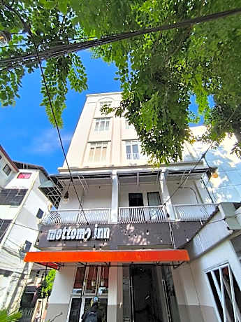 Mottomo Inn Manado