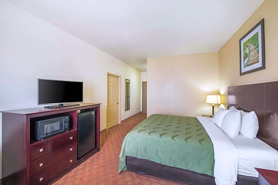 Quality Inn Bastrop