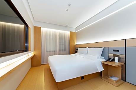 Huazhu - Superior BedRoom