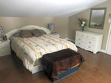 Double Room with Shared Bathroom