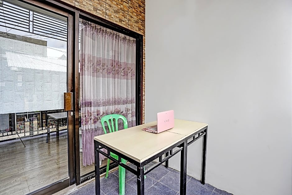 Hotel O Sunlo Cozy Home Family Homestay Syariah