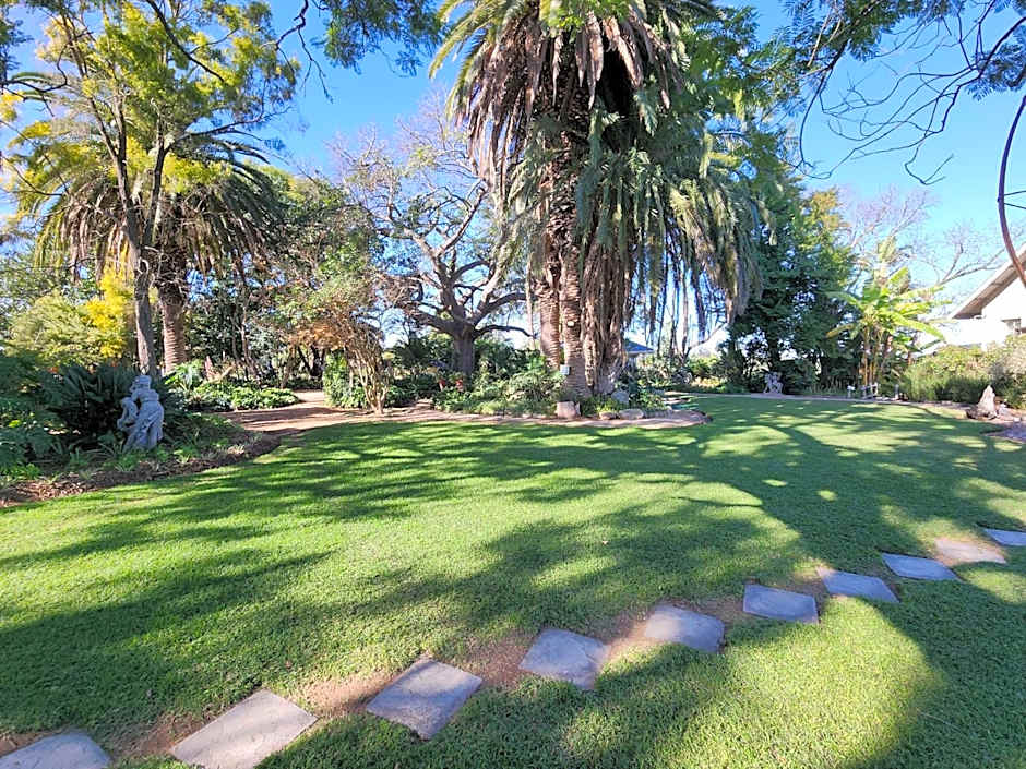 Homestead Bed and Breakfast - Travel Addo Group