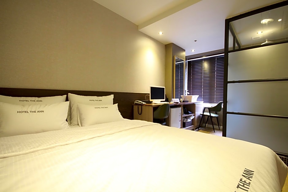 Hotel The Ann
