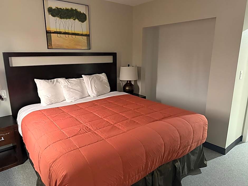 American Inn & Suites LAX