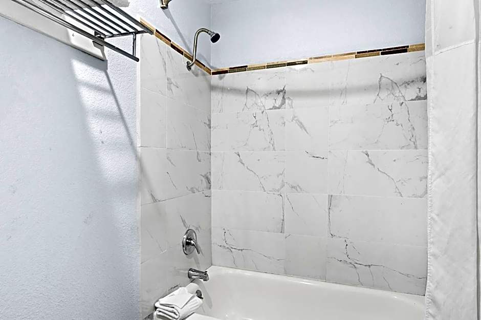 Red Lion Inn & Suites Yakima