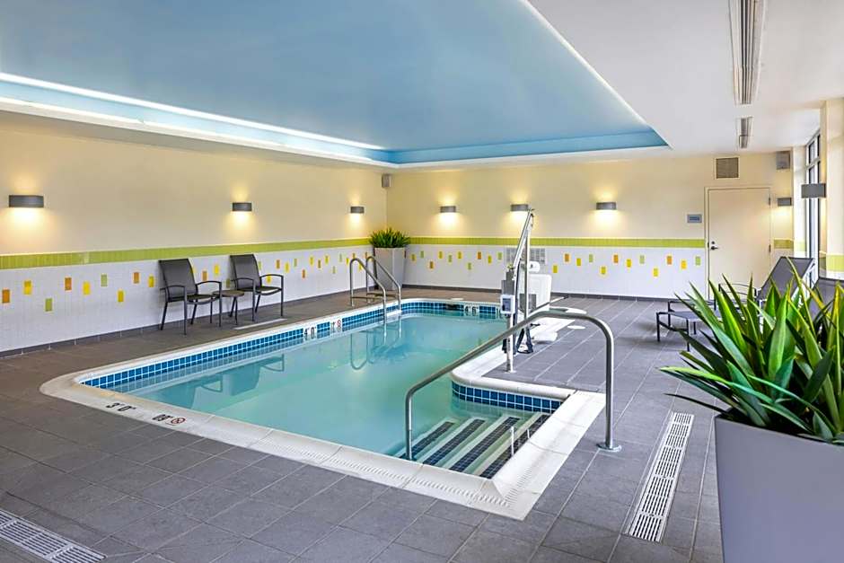 Fairfield Inn & Suites by Marriott Springfield Northampton/Amherst