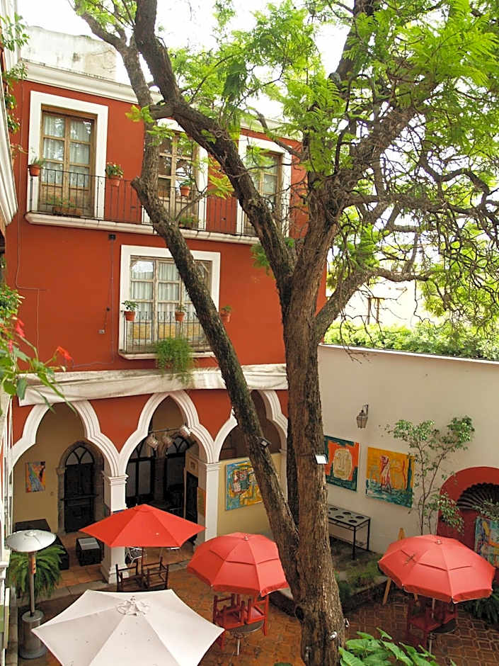 Hotel Ana Catalina and Suites
