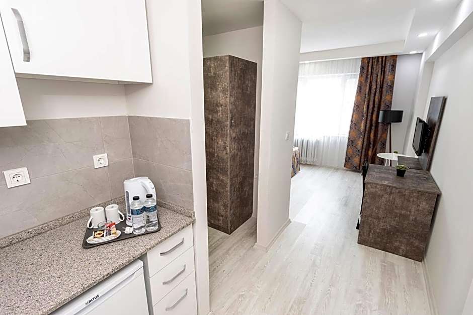 The Breeze Hotel