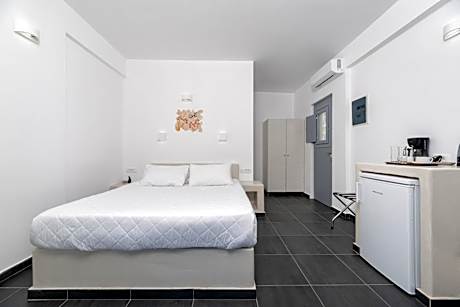 Queen Room with Balcony