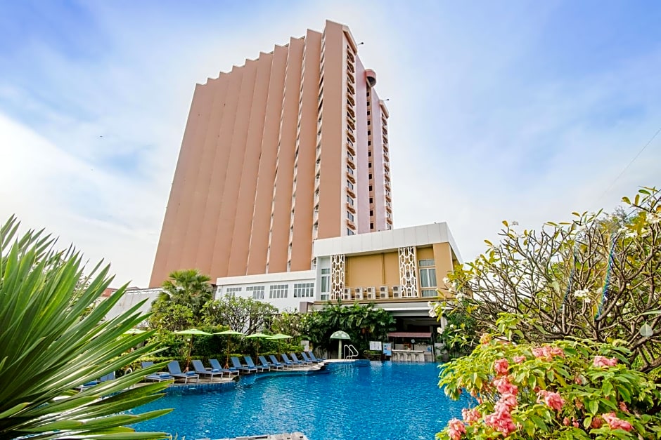 Golden Beach Cha-Am Hotel