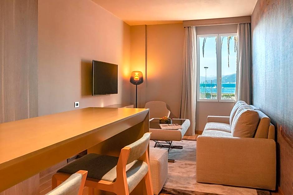 Miramare Suites