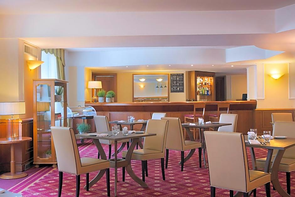 Starhotels Business Palace