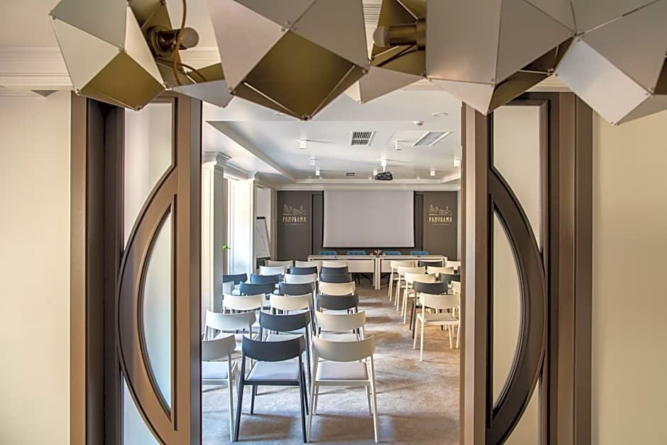 PANORAMA Lviv Hotel