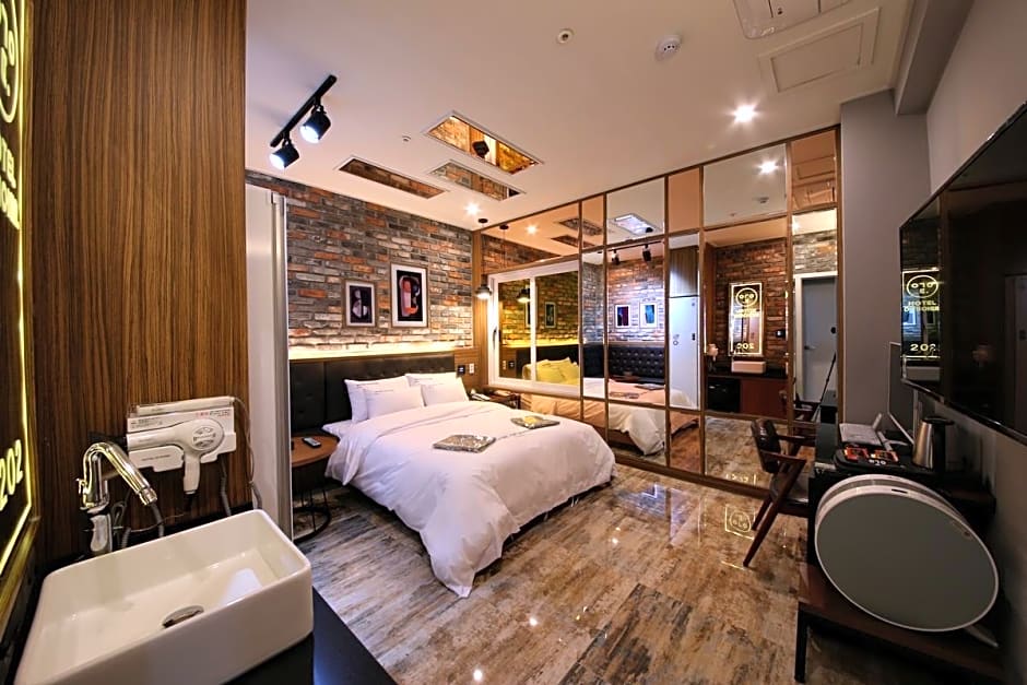 HOTEL Yeogiuhtte Gwangju Hanam