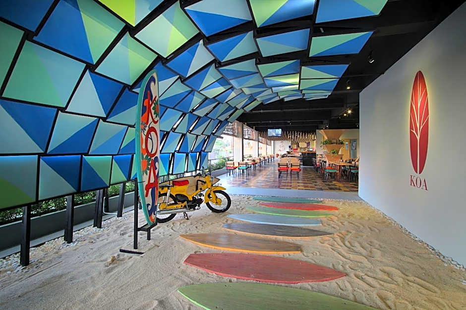 Koa D Surfer Hotel