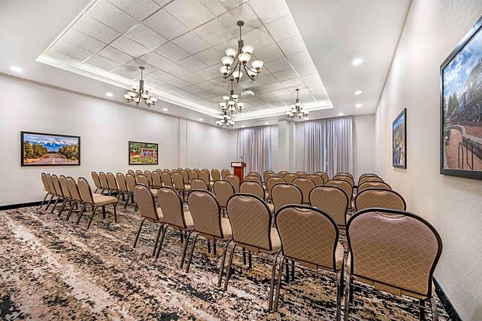 Drury Plaza Hotel Flagstaff