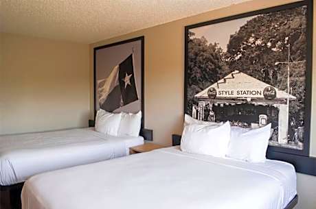 Queen Room with Two Queen Beds