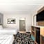 La Quinta Inn & Suites by Wyndham Atlanta Roswell