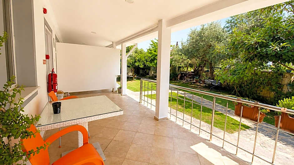 Bucak Apart Hotel Göcek ''Beach 1 km''