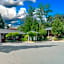 Mariposa Lodge