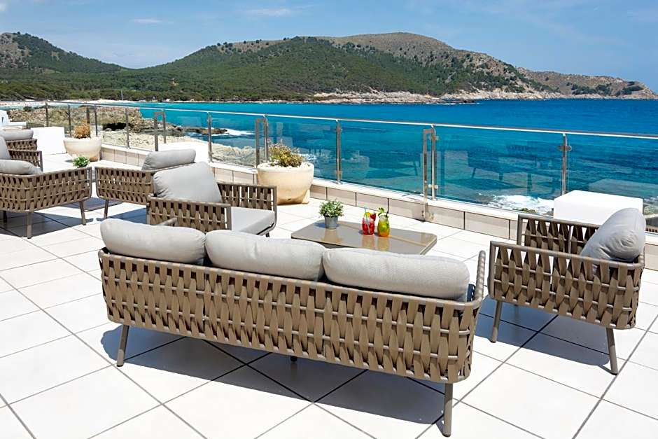 HSM Regana - Adults only