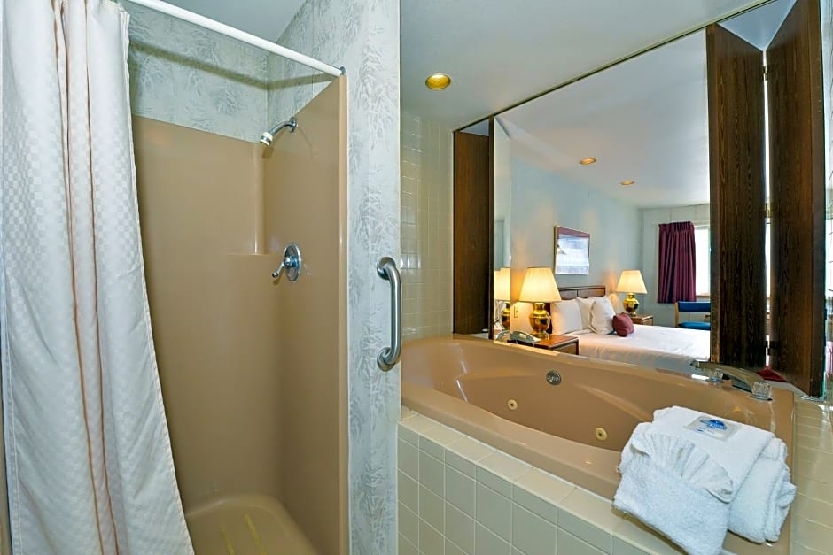 Travelodge by Wyndham Mackinaw City