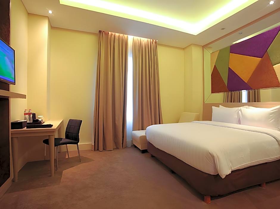 WThree Premier Hotel