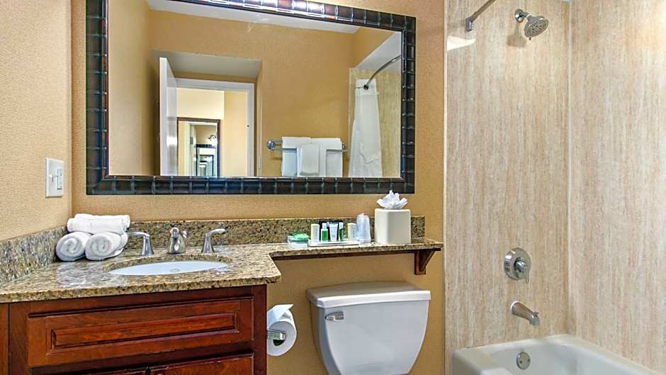 Holiday Inn & Suites Clearwater Beach By IHG