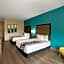 La Quinta Inn & Suites by Wyndham West Memphis