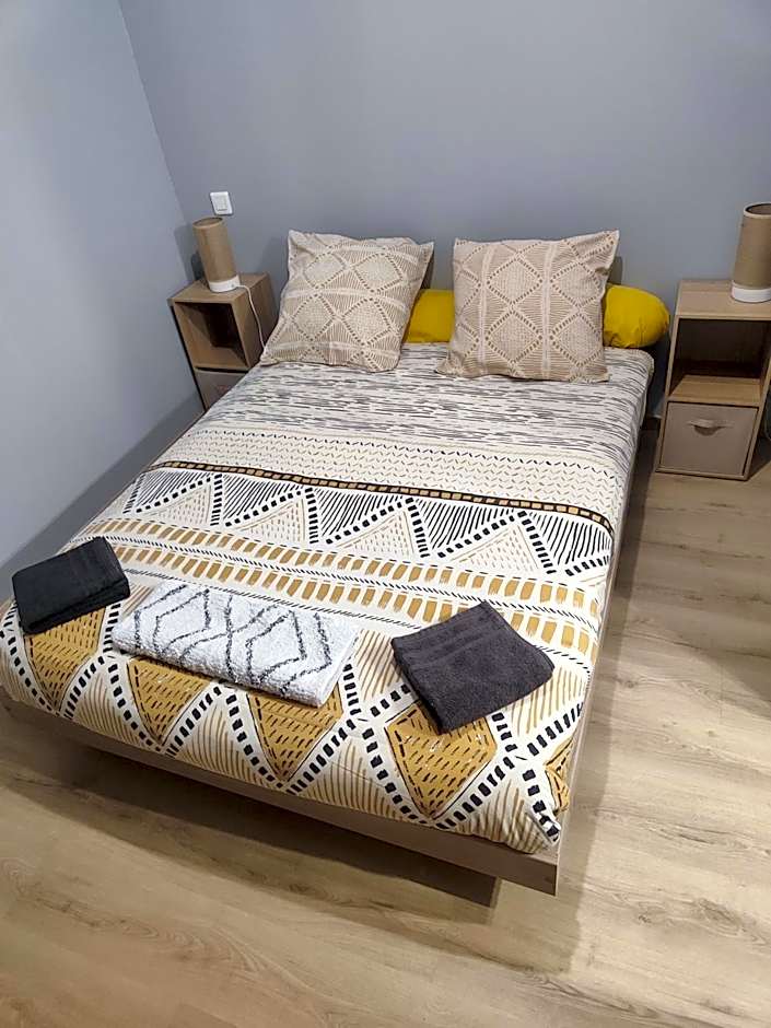 HOTEL DE LA GARE " Chez Hervé et Manu "