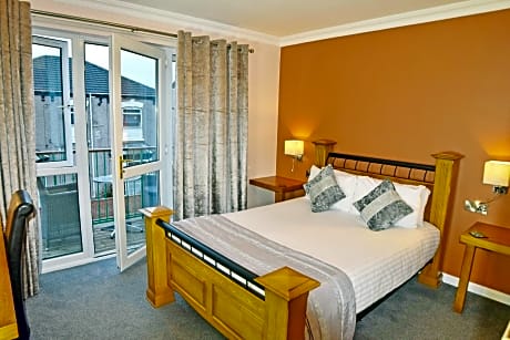 Dovedale Hotel and Restaurant