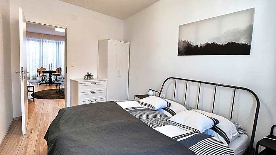 Piacsek Apartmanház