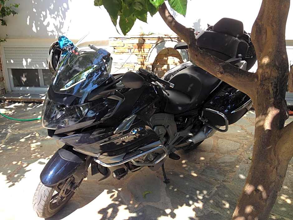 Gikas Apartments Triple Studio Sea View B7