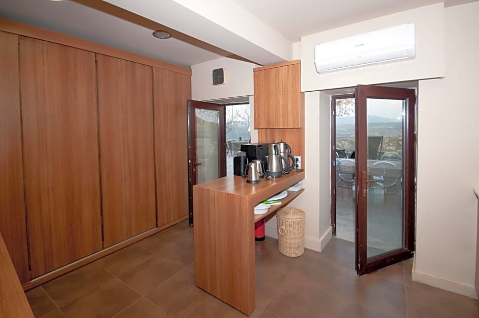 Assosyal Hotel