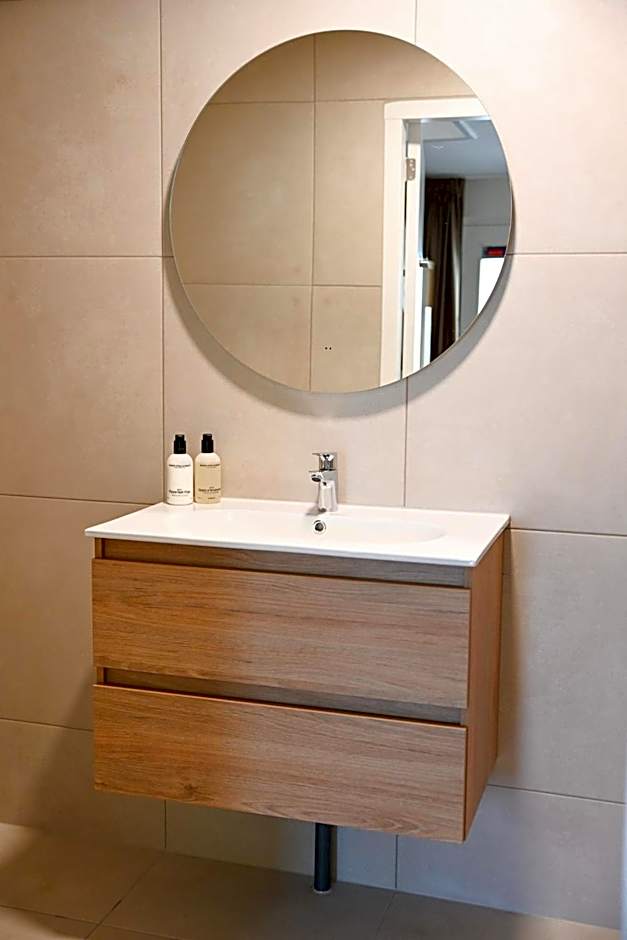 High Street Apartments