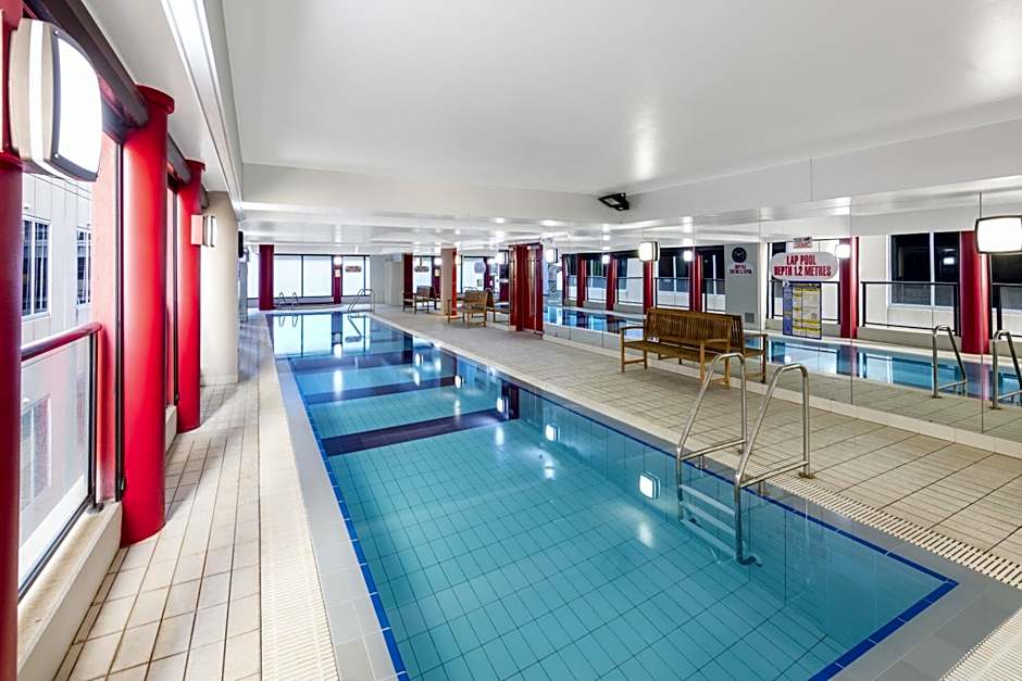 Oaks Adelaide Horizons Suites