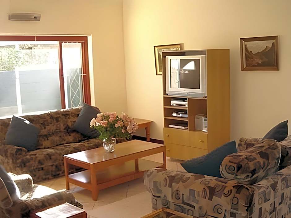 Ascot Gardens Self Catering