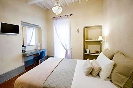 Triple Room with Balcony