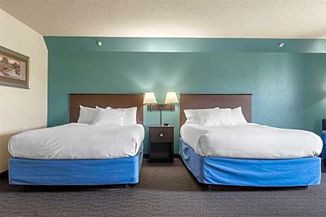 Studio Suite with Two Queen Beds - Non-Smoking