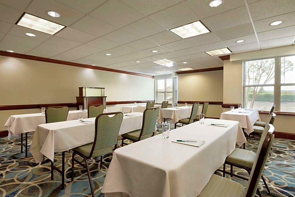 Homewood Suites By Hilton Dulles-North/Loudoun, Va