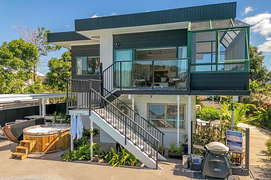 Oceans 88 Whitianga Coastal Suites