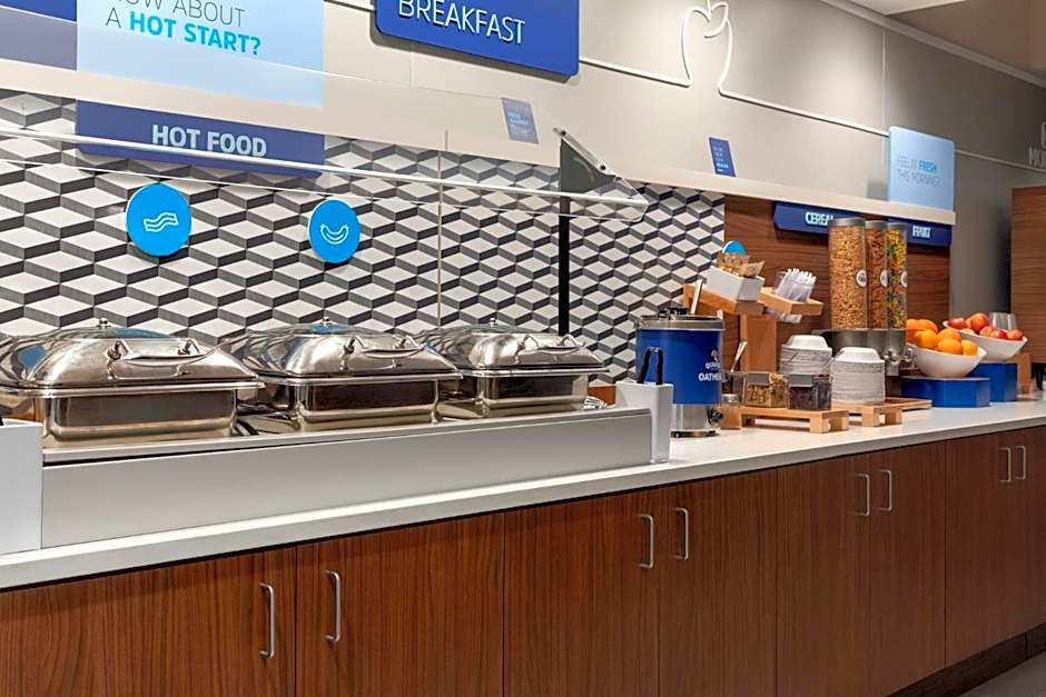 Holiday Inn Express Painted Post By IHG