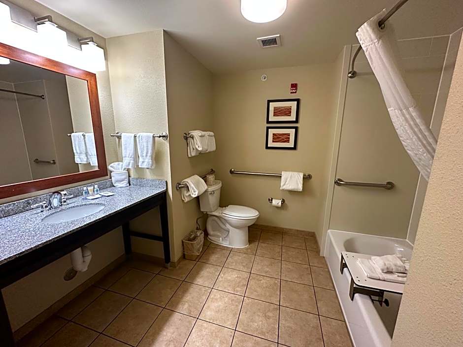 Comfort Inn St. Clairsville