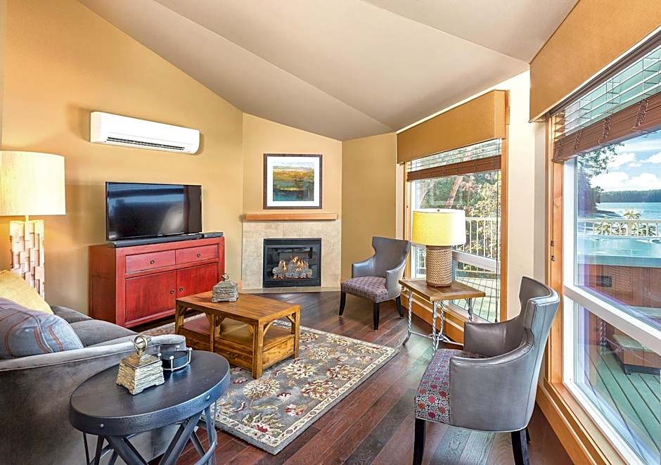 Photo 1 of 1 of Superior Suite