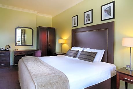 1 Double Bed Nsmk Stnd