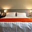 Zara Rooms & Suites