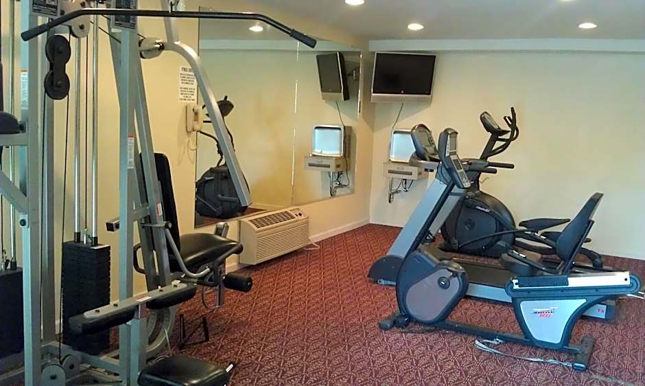 Ramada by Wyndham Fresno North