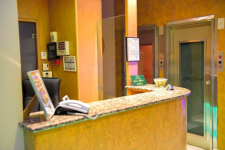 Eva Hotel Piraeus